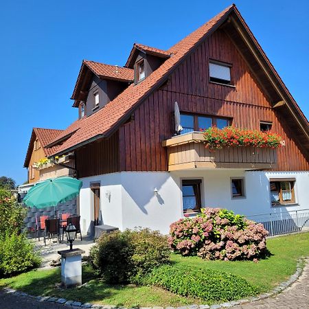 ノネンホルンGaestehaus Reutemannアパートメント エクステリア 写真