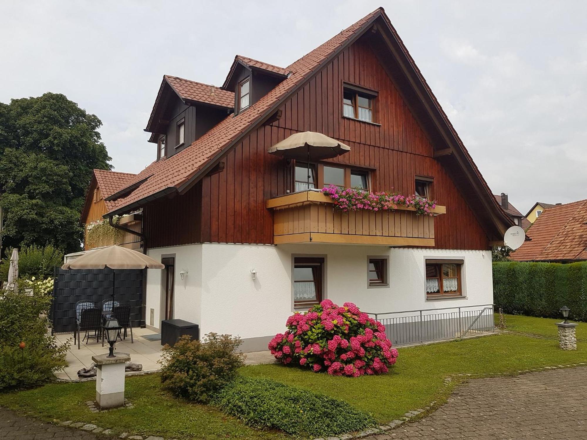 ノネンホルンGaestehaus Reutemannアパートメント エクステリア 写真